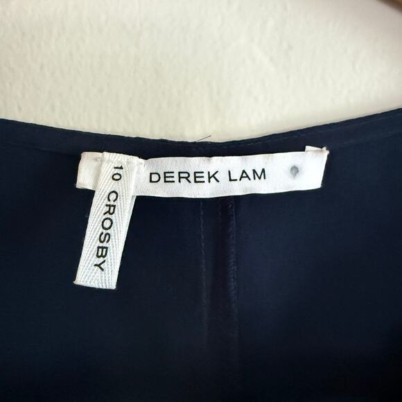 10 Crosby DEREK LAM | Navy Blue and Black Silk V Neck Sleeveless Shell Top Small - Picture 5 of 8